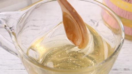 Уважаемый, вы правильно едите мед?