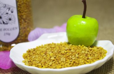 The Benefits and Uses of Bee Pollen The Benefits and Uses of Bee Pollen
